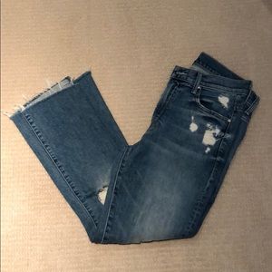Mother Insider Crop Step Fray Jean